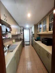 Stratford Court (D16), Condominium #632745481